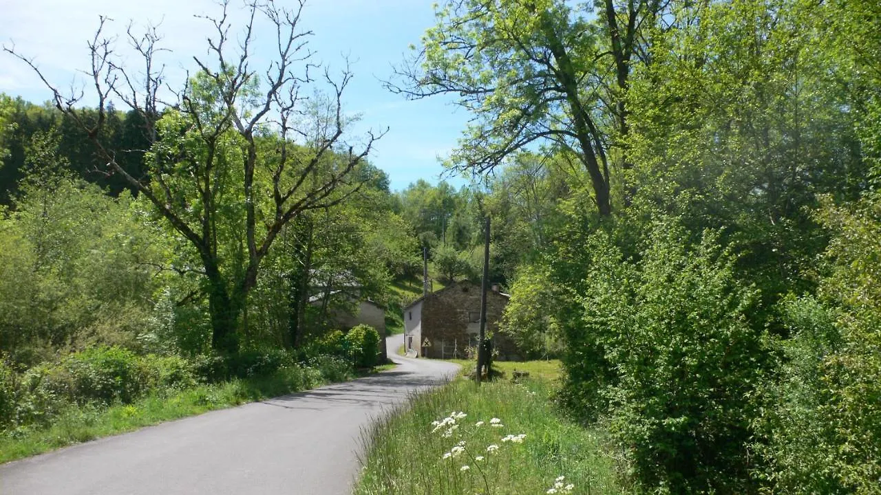 Hébergement de vacances Gîte au bord de la rivière Gijou Saint-Pierre-de-Trivisy France